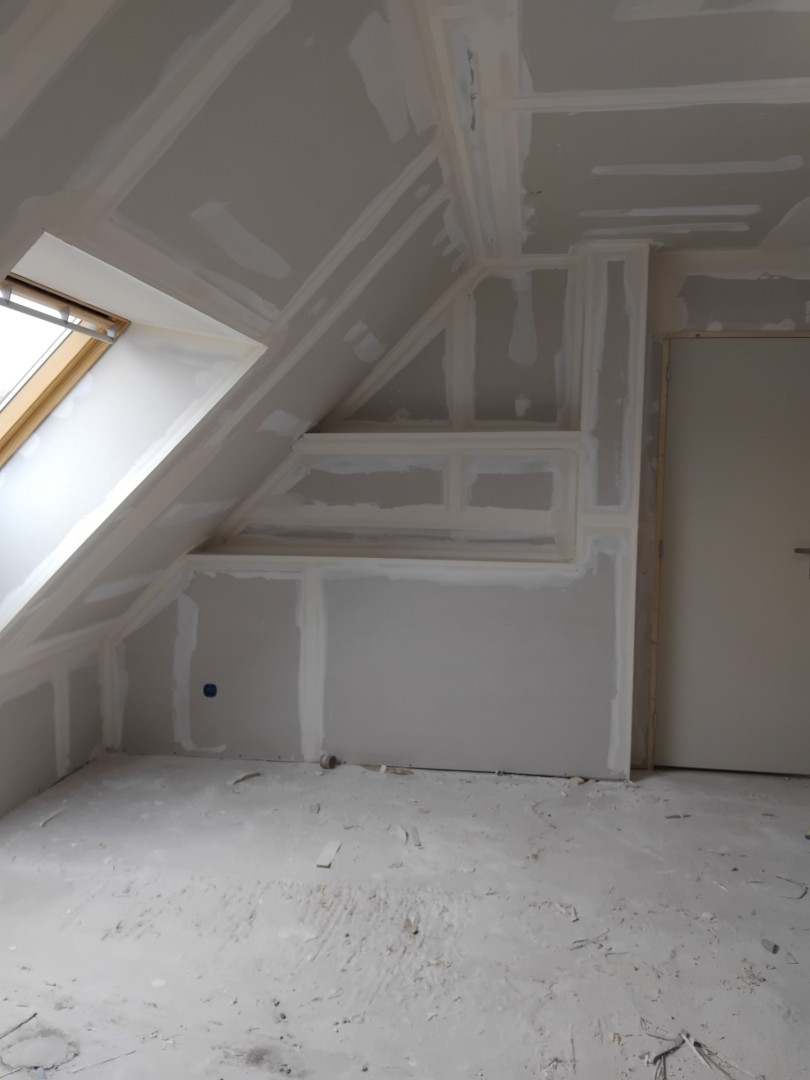 Combles après les travaux d’enduits