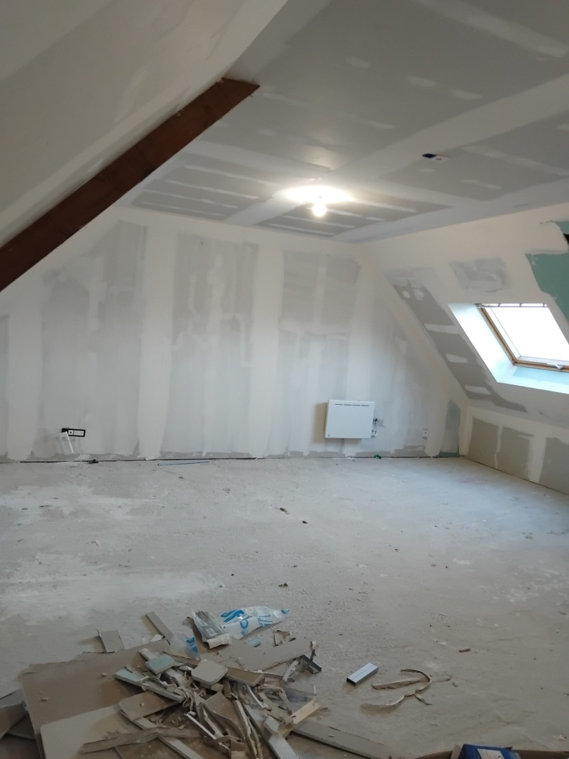 Finitions sous les rampants